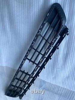 Genuine VW Golf MK7 Bottom Center Grill Black 5G0853677B 9B9