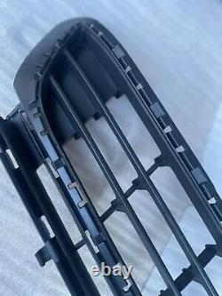 Genuine VW Golf MK7 Bottom Center Grill Black 5G0853677B 9B9