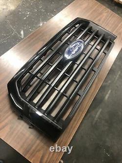 OEM 2015 Ford F150 Truck Pickup XLT Grille New Take off Black Surround 2016